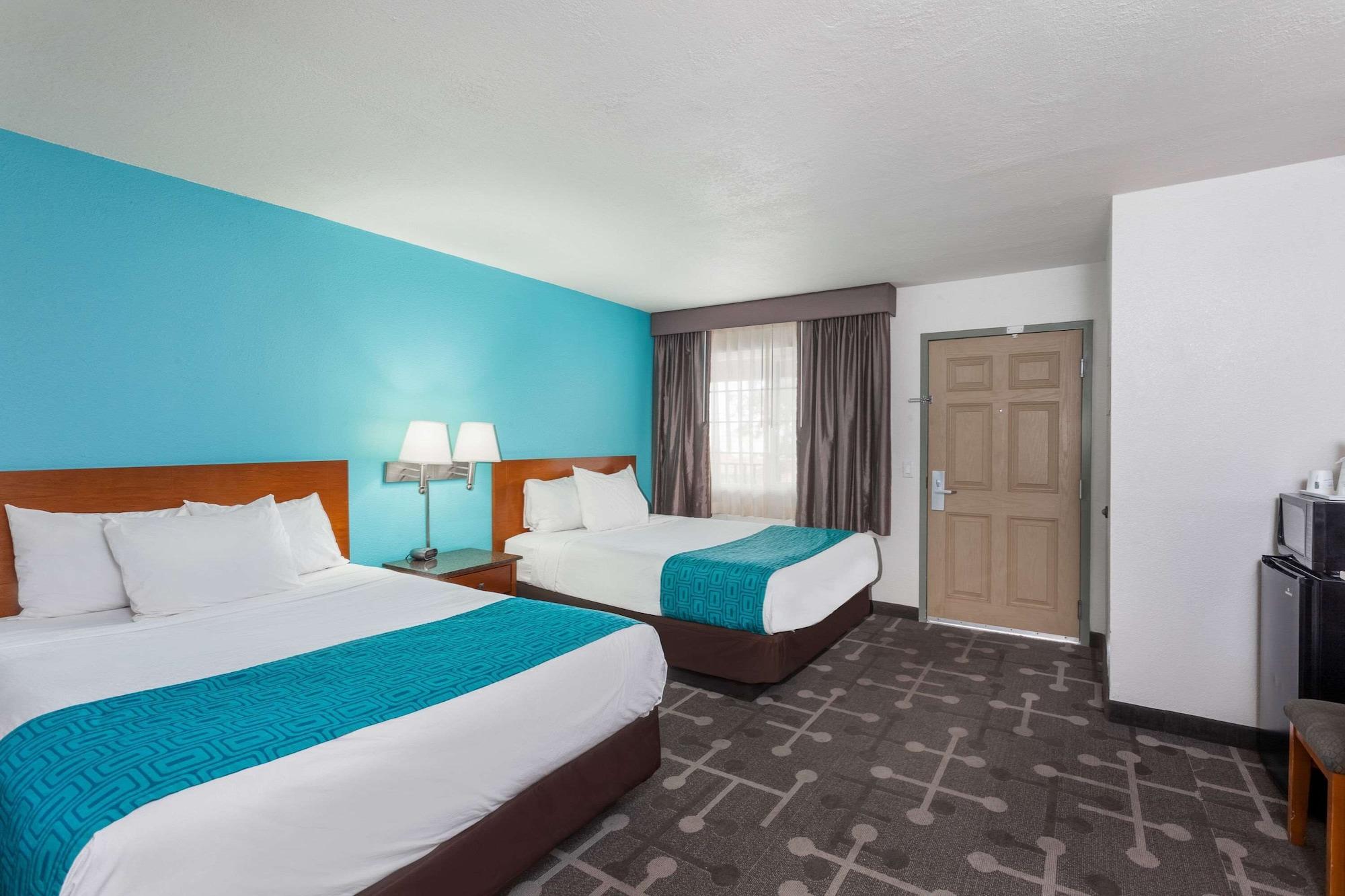 Howard Johnson By Wyndham National City/San Diego South Zewnętrze zdjęcie