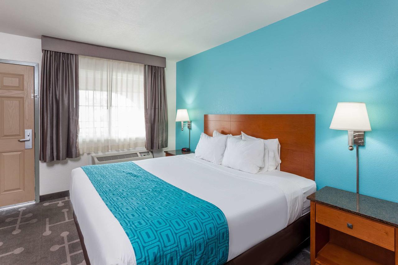 Howard Johnson By Wyndham National City/San Diego South Zewnętrze zdjęcie